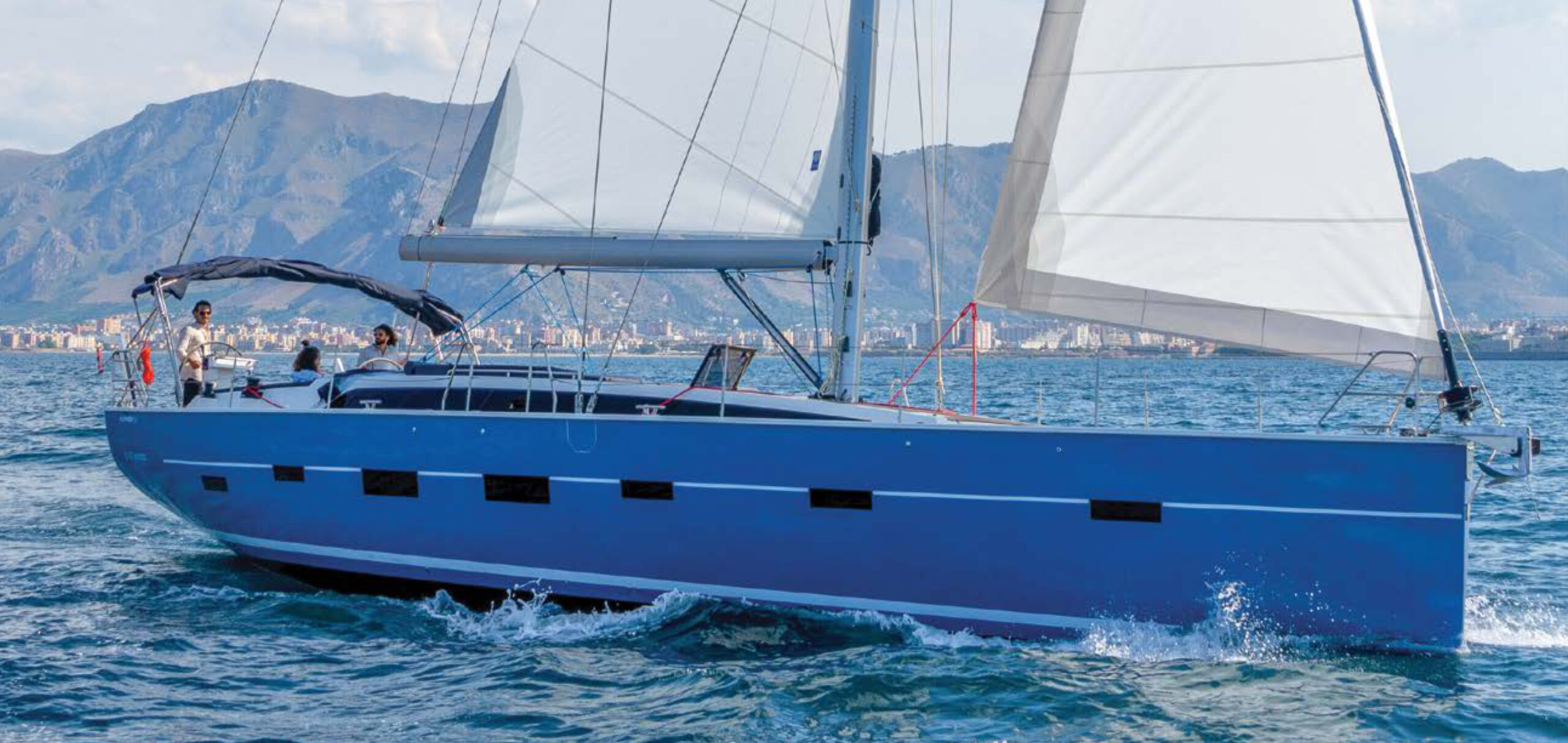 KUFNER-YACHTS-USA -2023-LOGO-CNTR-Low-Res 9 Kufner Yachts USA